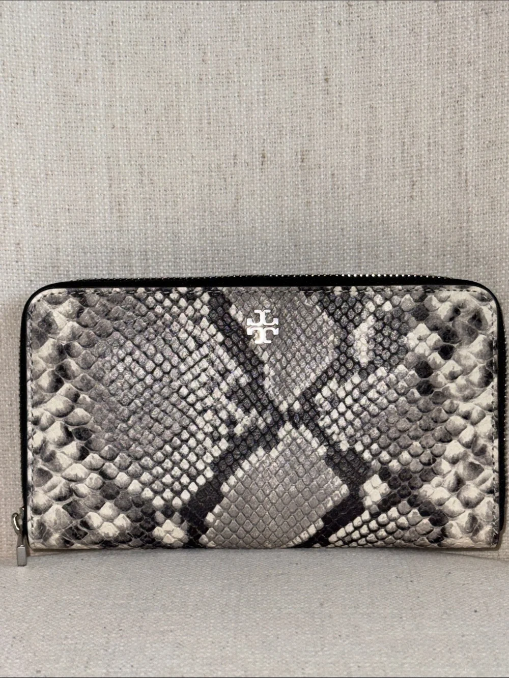 Tory Burch Black & White Snake-Print Zip Around Wallet NWOT
